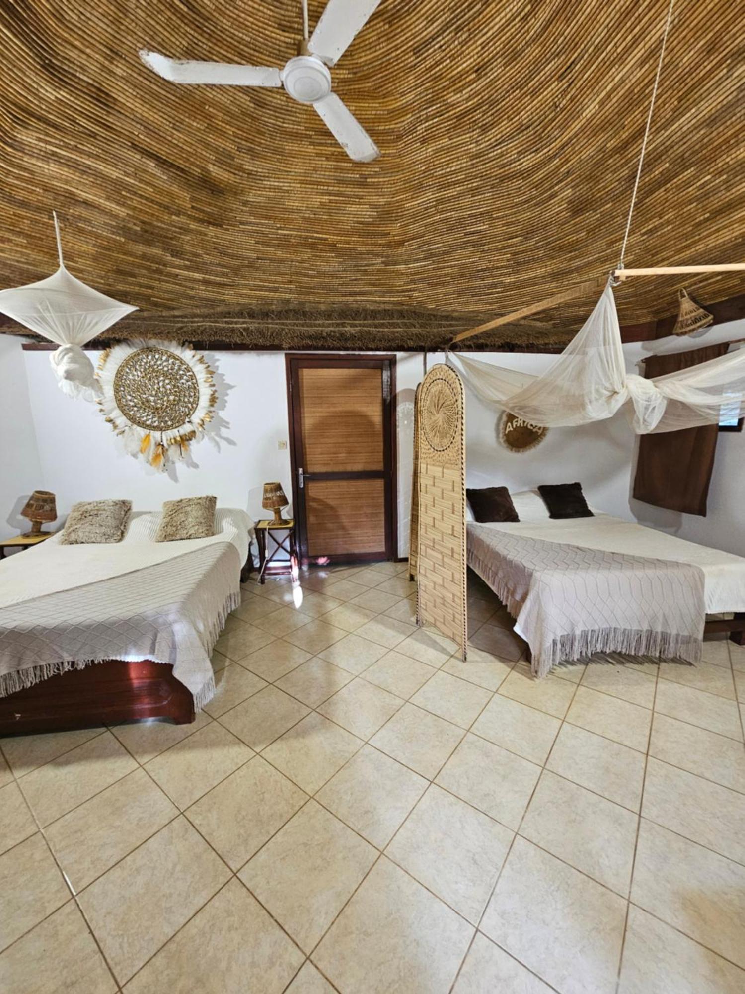 Auberge Keurmariguen Somone Luaran gambar